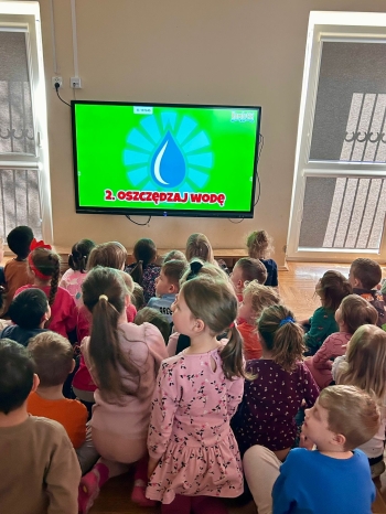 motion_photo_5012105050942591789