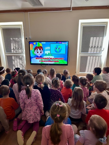 motion_photo_5752134600956781606