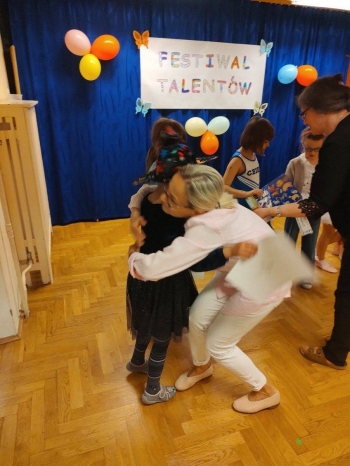 VIDEO - 8