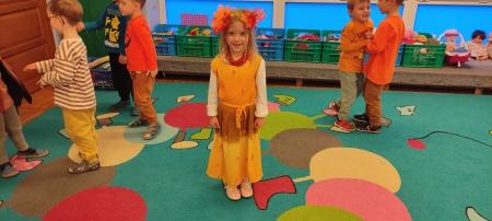 ''TUŻ PRZED IMPREZĄ ''POŻEGNIANIE PANI JESIENI''